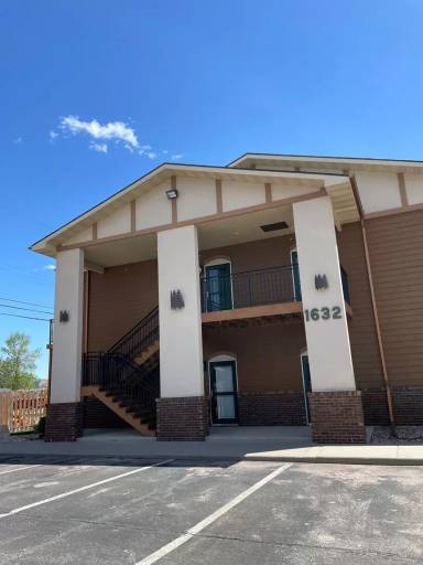 Main picture of 1632 Evergreen Dr