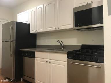 Main picture of 6 Camelot Ct