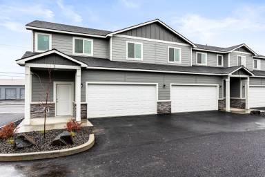 Main picture of 6702 W Washington Ave