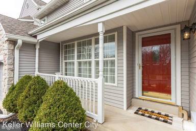 Main picture of 237 Polo Dr