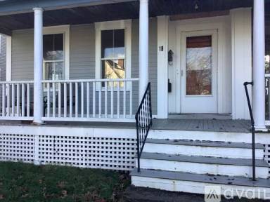 Main picture of 19 Blodget St