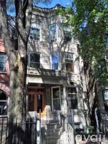 Main picture of 1132 W Wrightwood Ave
