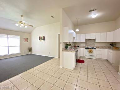 Main picture of 103 Honey Bee Dr