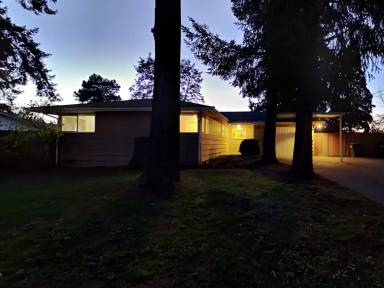 Main picture of 2626 94th Ave E