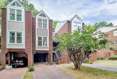 Main picture of 238 S Clarkson St