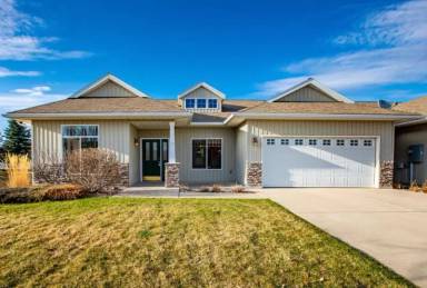 Main picture of 37 Bruyer Way Loop