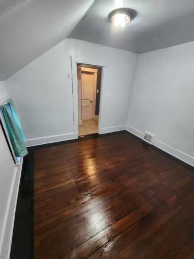 Main picture of 807 English St