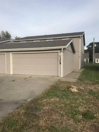 Main picture of 308 Eisenhower Rd