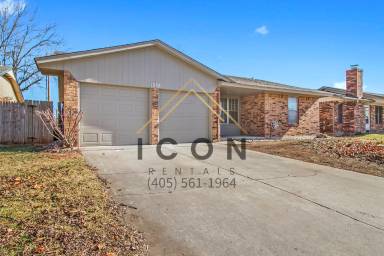 Main picture of 1038 S Highland Dr
