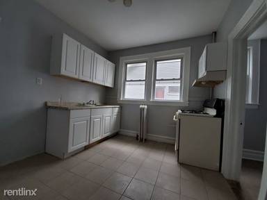 Main picture of 87 Lyons Ave
