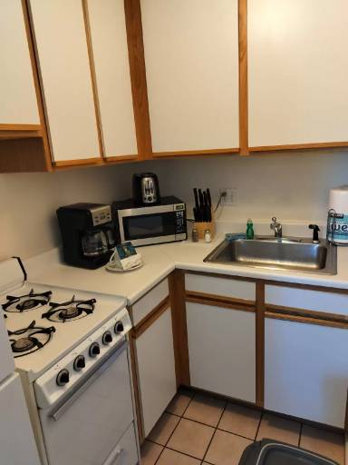 Main picture of 1025 Adams Cir