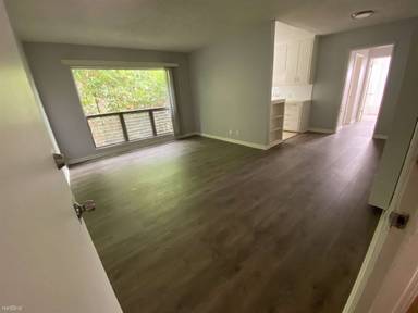 Main picture of 5843 Gregory Ave