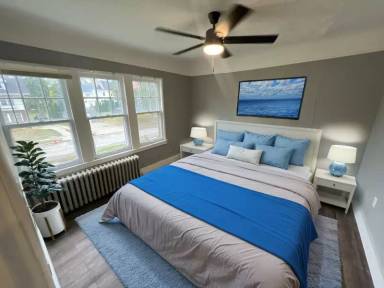 Main picture of 23 Henry Clay Ave