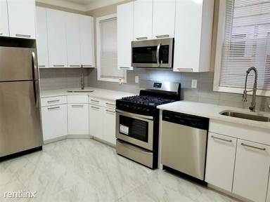 Main picture of 300 Chapel Ave