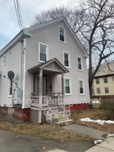 Main picture of 30 Elm St