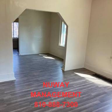 Main picture of 3909 Cuthbertson St