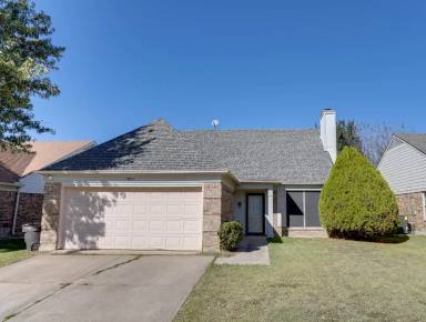 Main picture of 3817 Huckleberry Dr