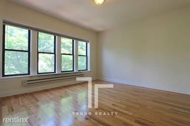 Main picture of 3244 N Clifton Ave