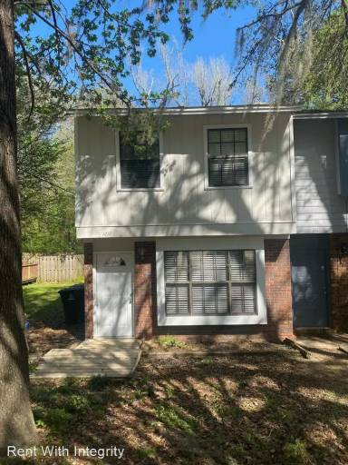 Main picture of 1019 Crossing Brook Way