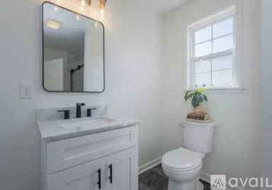Main picture of 31 Larch Dr