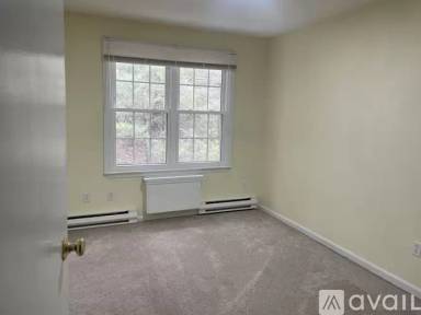 Main picture of 93 Hunter Ct