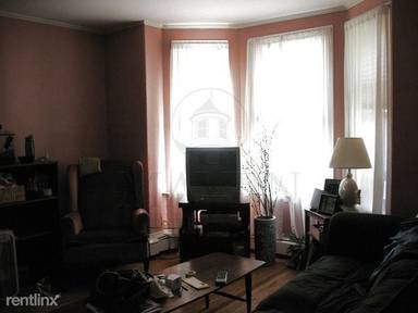 Main picture of 47 Newbury St