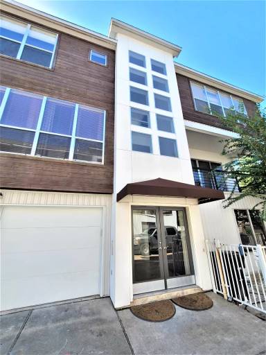 Main picture of 614 Lester St