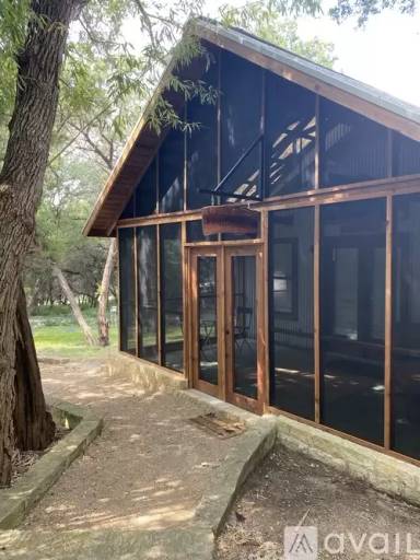 Main picture of 15401 Ranch Road 12