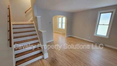 Main picture of 1316 Baxter Ave