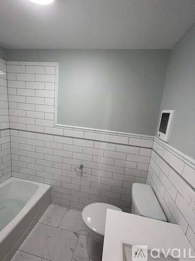 Main picture of 16 E Church St