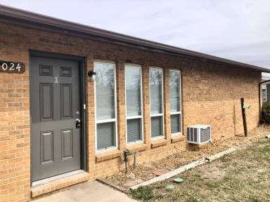 Main picture of 3024 Sumac St