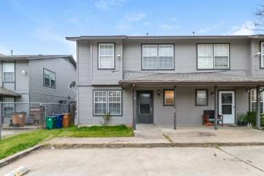 Main picture of 5311 S Pleasant Valley Rd
