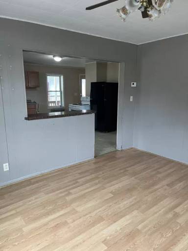 Main picture of 583 Rockingham St