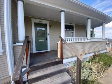 Main picture of 480 Hoffman Ave