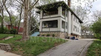 Main picture of 5303 Charlotte St