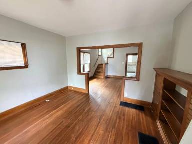 Main picture of 145 N Roys Ave