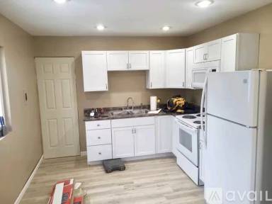 Main picture of 303 Gumwood Rd