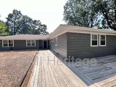 Main picture of 1139 N Sunset Dr