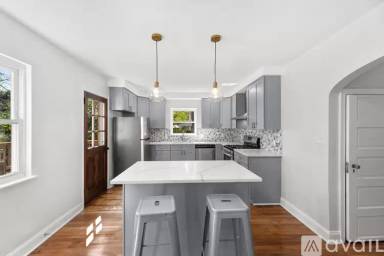 Main picture of 6313 Taylor Rd