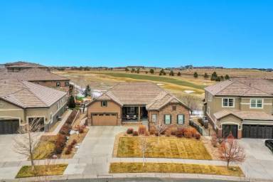 Main picture of 27615 E Moraine Dr