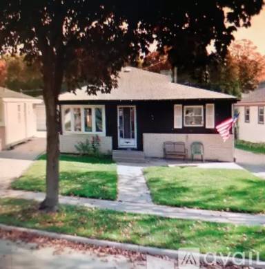 Main picture of 3154 S 98th St