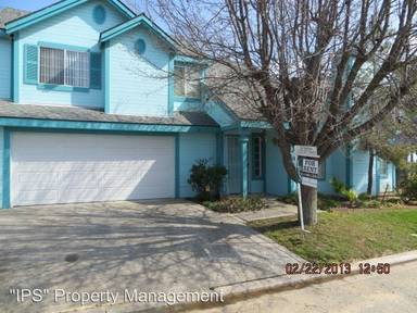 Main picture of 8665 N Cedar Ave