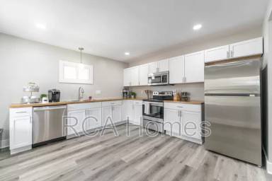 Main picture of 537 N Sheffield Ave