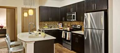 Main picture of Lakeline East