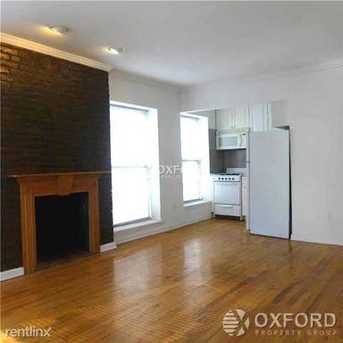 Main picture of 300 E 52nd St