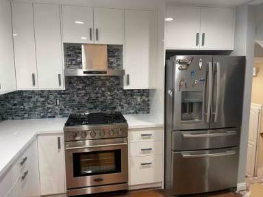 Main picture of 2817 S Center St