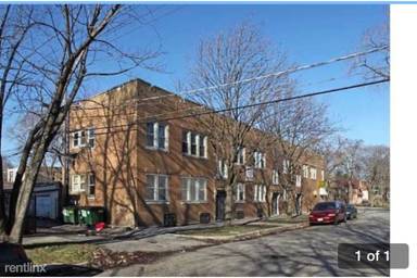 Main picture of 6904 S Artesian Ave