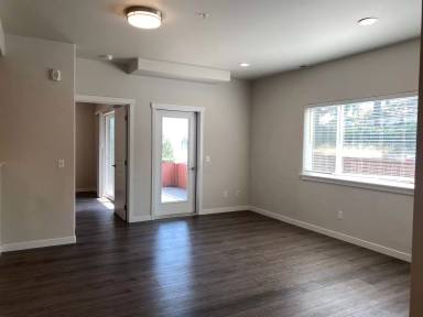 Main picture of 809 S Emerson St