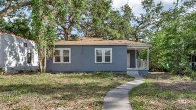Main picture of 3060 21st Ave S