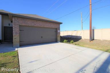 Main picture of 2546-48 Pahmeyer Rd